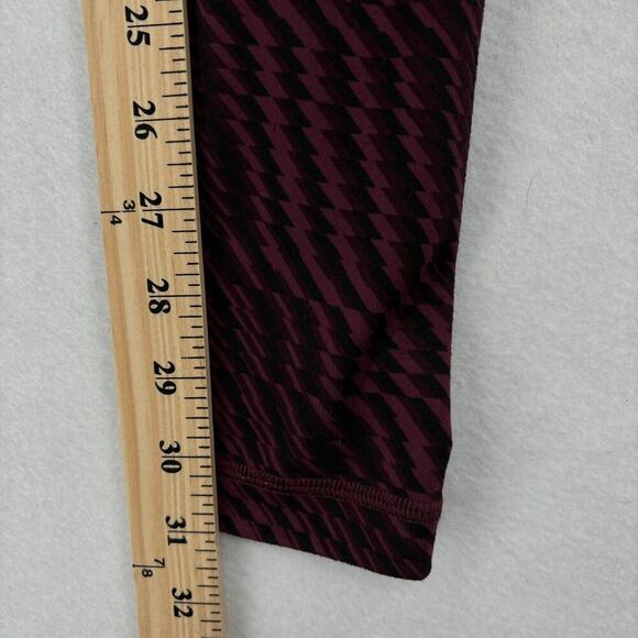 Lululemon Wunder Under High Rise Leggings Size 4 Purple Black Zig Zag Print - Picture 9 of 9